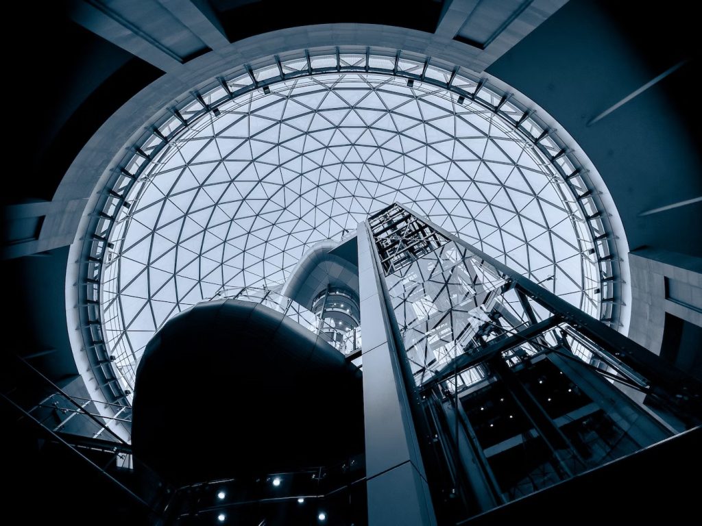 an image of a building with a glass roof.