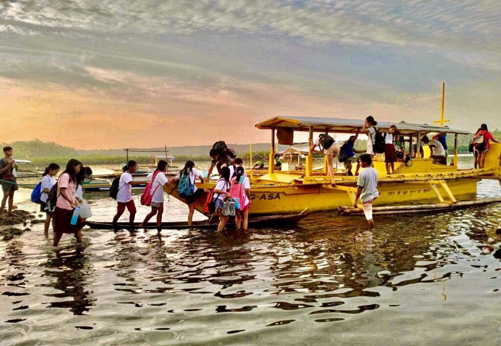 Yellow School Boat_3